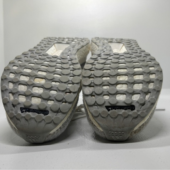 Women’s Adidas Ultra Boost 3.0 Reigning Champ Grey Running Shoes size 8 - Picture 9 of 11